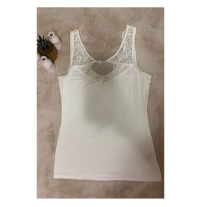 BKE White Tank